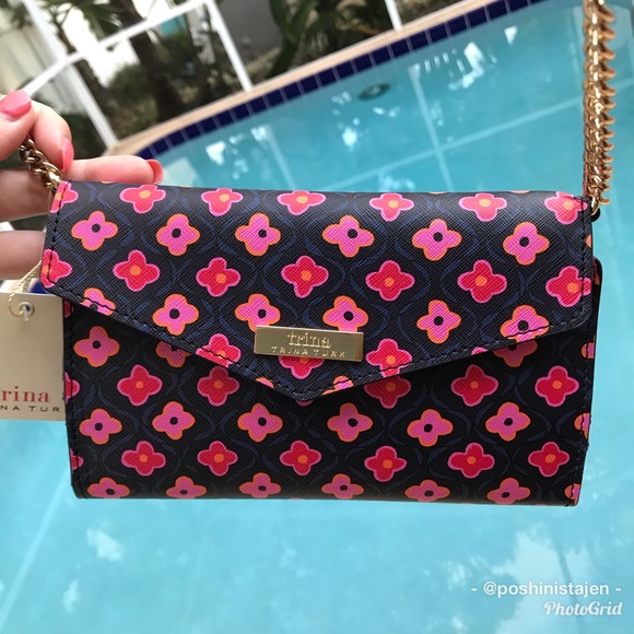 Trina Turk Bags Nwt Trina Turk Floral Crossbody Bag Blac Poshmark